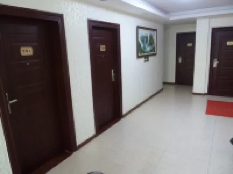 Hongsheng Business Hotel