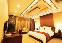 White Dolphin Hotel