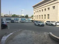 Qingyang Hotel - parking