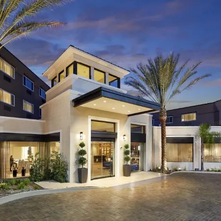 Hilton Garden Inn San Diego Mission Valley/Stadium Отели рядом с достопримечательностью «Стадион SDCCU»