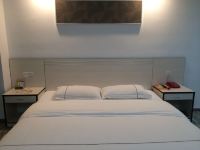 广州锦城商务酒店 - 标准大床房