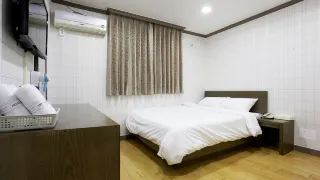 20080a0000004q7vuB420 R 320 180 R5 D