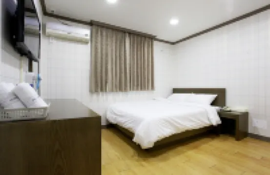 濟州烏里飯店【中文櫃檯】 CHANEL FRAGRANCE & BEAUTY附近的飯店