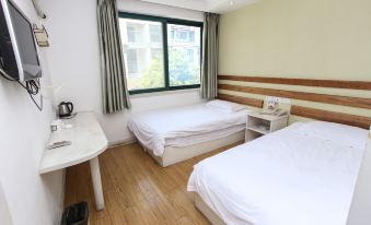 Huaining huaxing run business hotel