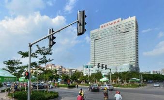 Xingqiba Business Hotel Maoming