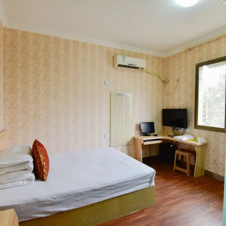 Xinglong Hotel, Jixian