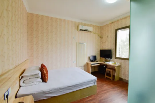 Xinglong Hotel, Jixian