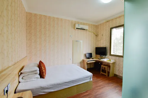 Xinglong Hotel, Jixian