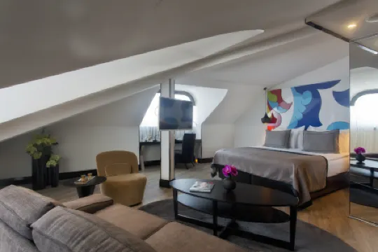 Sura Hagia Sophia Hotel Отели рядом с достопримечательностью «Гранд базар»