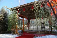 Harbin Airport Taiping Lake Hot Spring Hotel - piscina