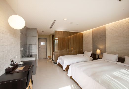 823 투어리스트 호텔 객실