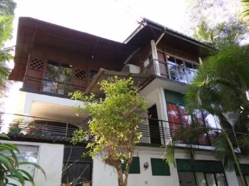 Drop Hostel