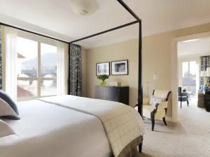 Four Seasons Hotel Prague