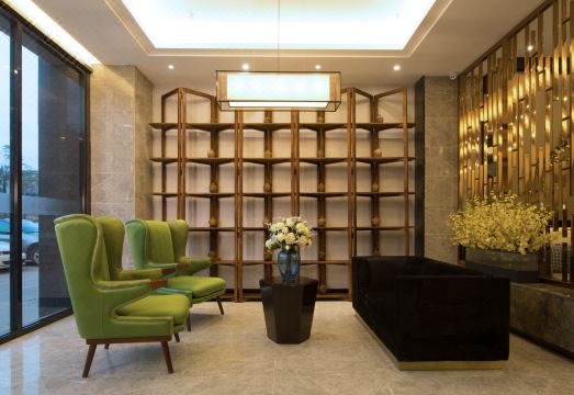 曼陀伦璞月酒店（深圳笋岗艺展中心店）外景图