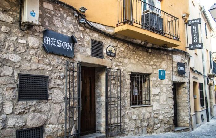 Hostal Hueso