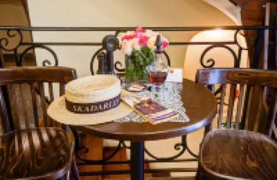 ヴィラ スカダルリヤ