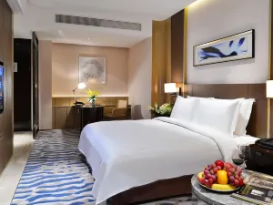 Crowne Plaza Dalian Sports Center(Dalian North Railway Station)