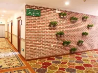 Tangla Town Holiday Hotel Hotel a Dehui
