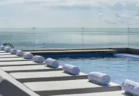 Leonardo Royal Hotel Barcelona Forum - ビーチサイド