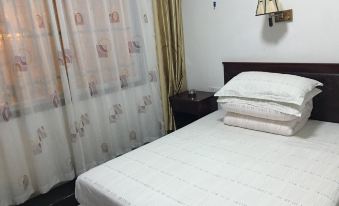 Pingjiang Satisfied Small Hotel