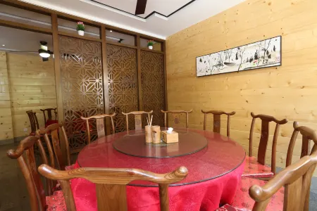 Xiaocheng Gushi Hostel Отели рядом с достопримечательностью «Taihuyuan Scenic Area»