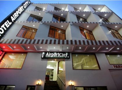 Hotel Airport City Near Delhi International Airport