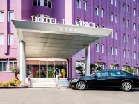 Hotel Da Vinci Hotels near Allianz Tower