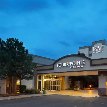 Four Points by Sheraton Chicago O'Hare Airport