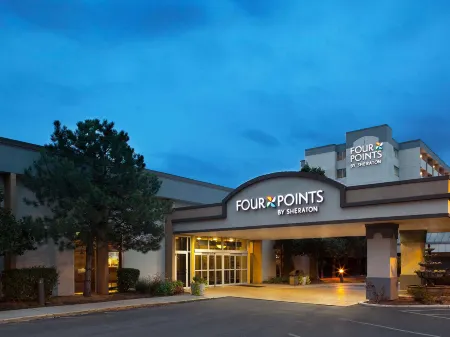 Four Points by Sheraton Chicago O'Hare Airport