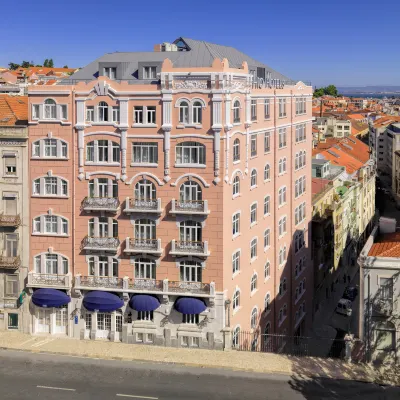 H10 Duque de Loule Hotels near Benfica Museum