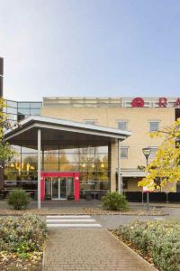 Best 10 Hotels Near Boots(Whetstone