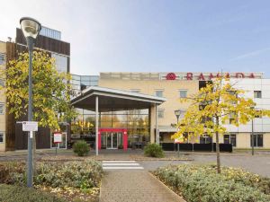 Ramada by Wyndham London North M1