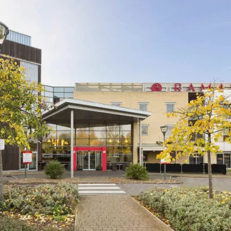 Ramada by Wyndham London North M1