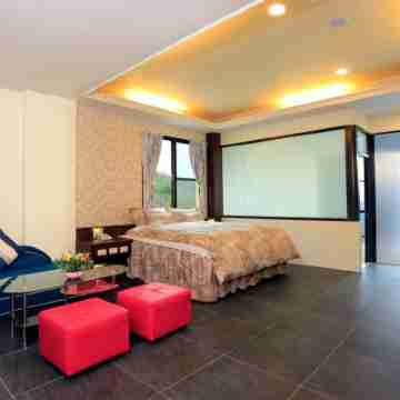 Tai-An Cingjing Hostel Rooms