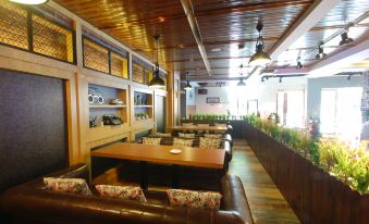 Suitetrails - James Joyce Coffetel (Lushan Guling Street)
