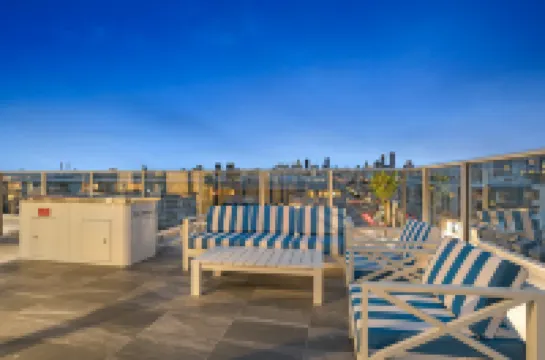 The Hamptons Apartments - Port Melbourne