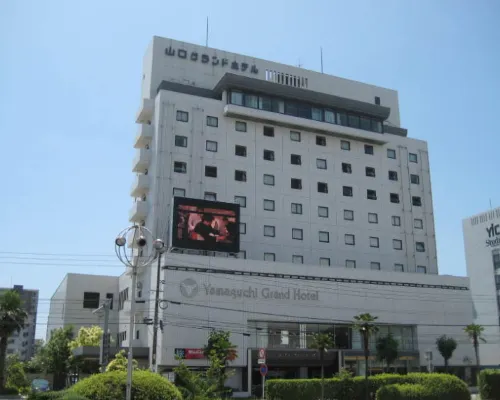 Yamaguchi Grand Hotel โรงแรมใกล้สถานีนิโฮะสึ