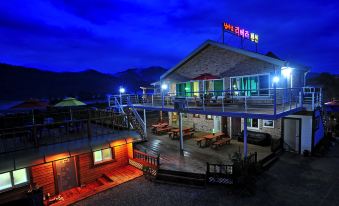 Rivier Pension Gapyeong