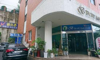 Busan Janglim Blue Moon Hotel