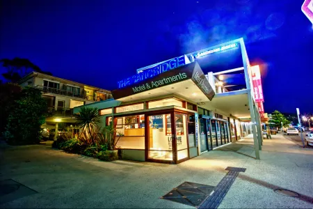 The Sandridge Motel Отели в г. Порт-Дуглас