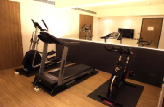 捷絲旅（高雄站前館）