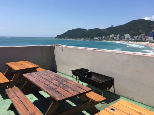 Busan Songjeong New Beach Pension - Penginapan