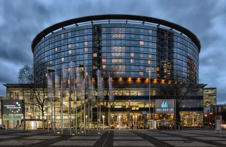 Maritim Hotel Frankfurt Отели рядом с достопримечательностью «Deutsches Filmmuseum»