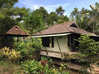 Mae Nai Gardens Hotels near Mae Sa Waterfall