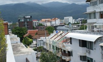 Tolani Nimman Villa Chiang Mai