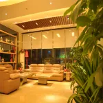 May Flower Fashion Hotel