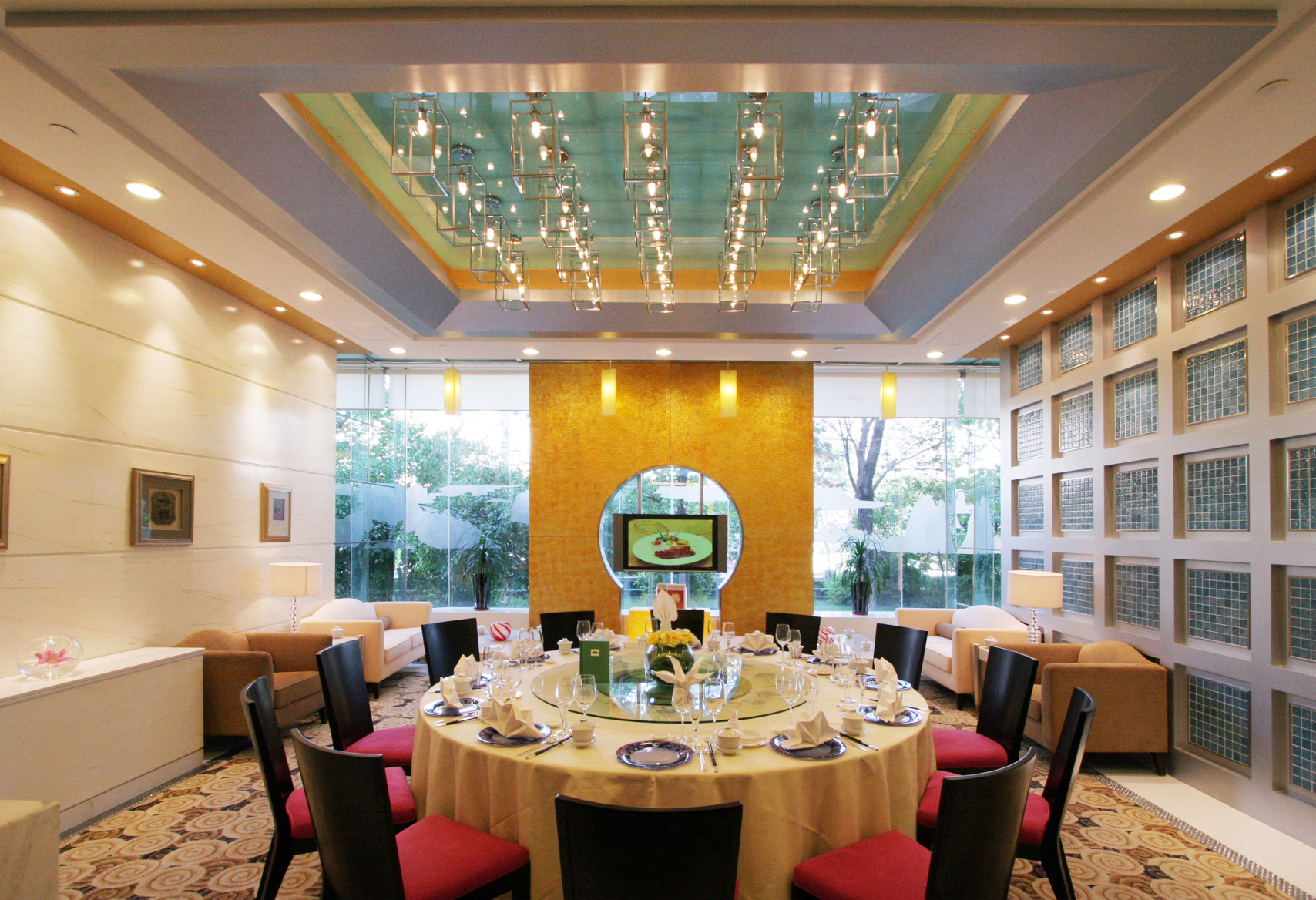 Xinjiang Zunmao Yindu Hotel (Hongshan Park Autonomous Region Museum Store) Over view