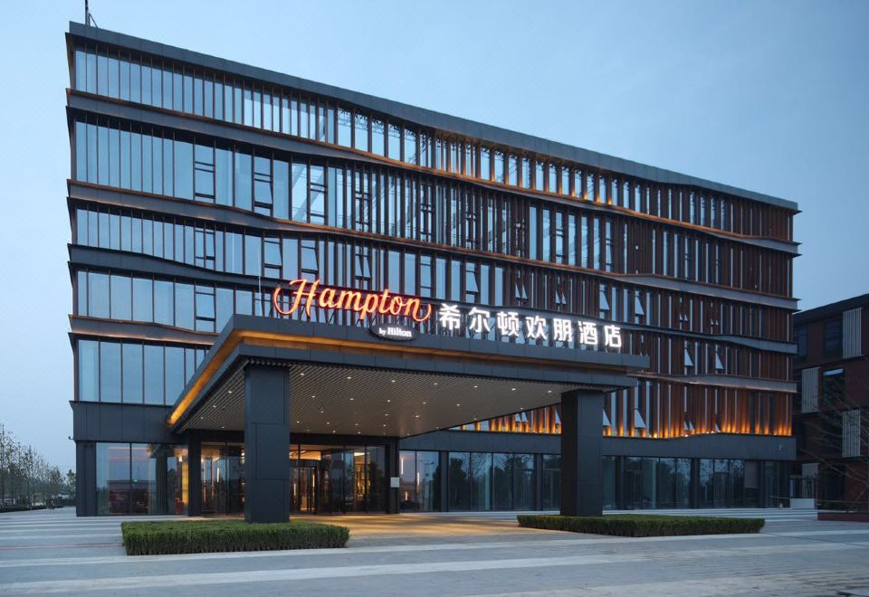 4. Hampton ..