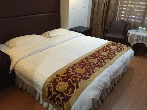Lengshuijiang Jinlong Hotel