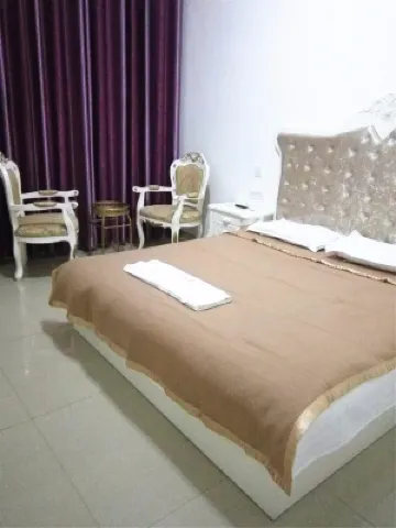 西嶺雪山雪影苑農家樂